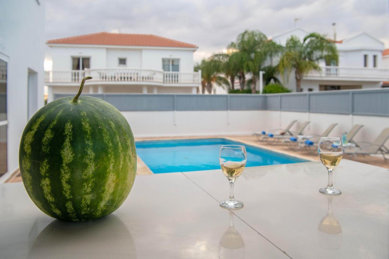 Villa Ruby Nissi Beach أيا نابا المظهر الخارجي الصورة