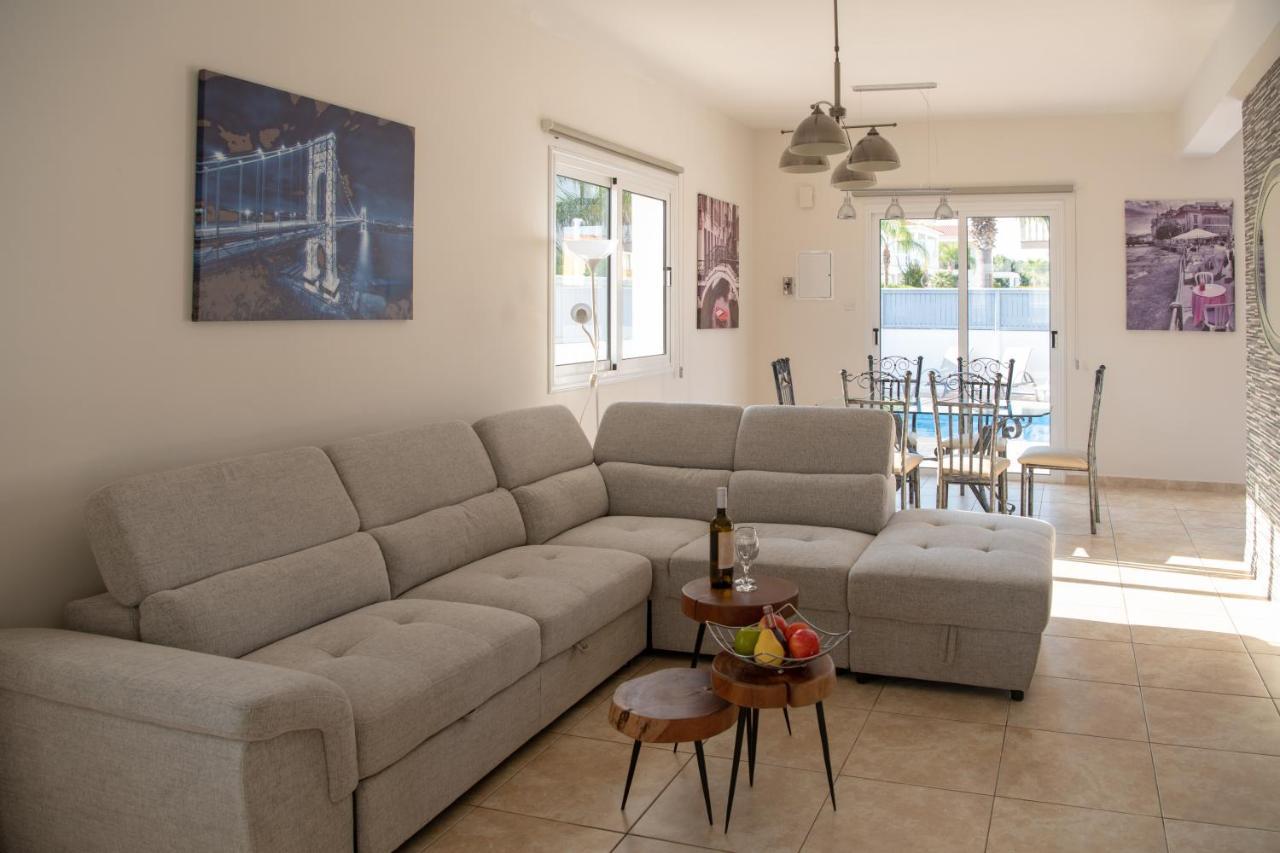 Villa Ruby Nissi Beach أيا نابا المظهر الخارجي الصورة