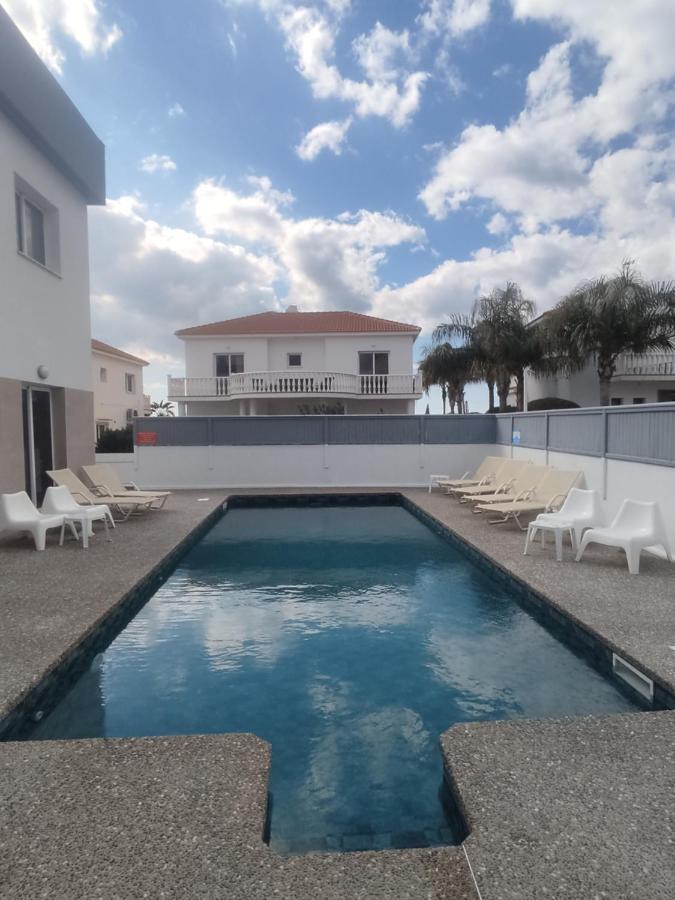 Villa Ruby Nissi Beach أيا نابا المظهر الخارجي الصورة